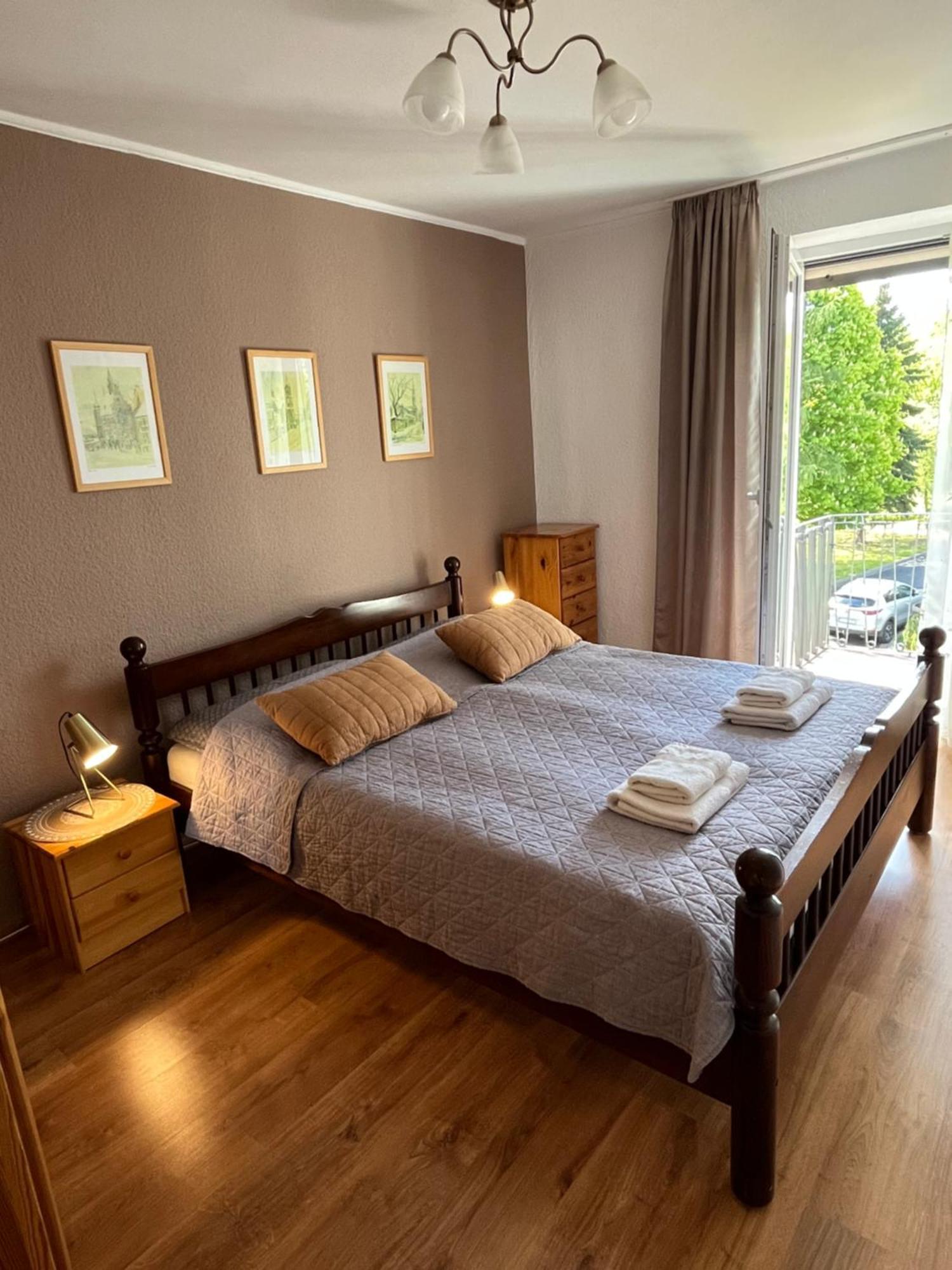 Sweet Home Cieplice Mountain View Apartament By The Main Park And Thermal Pools Jelenia Góra Exterior foto